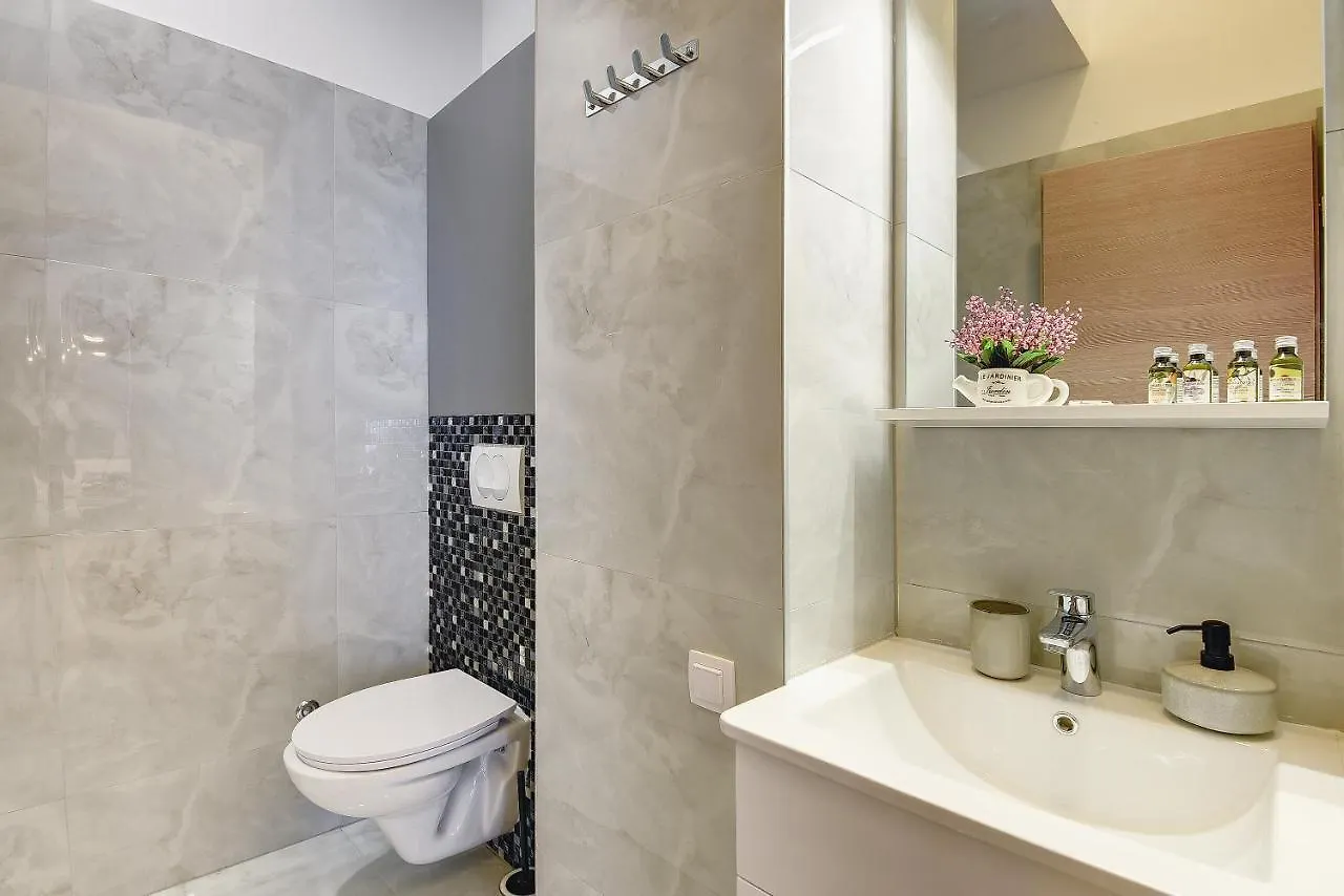 Апарт-отель Emi Luxury Apartments Пула